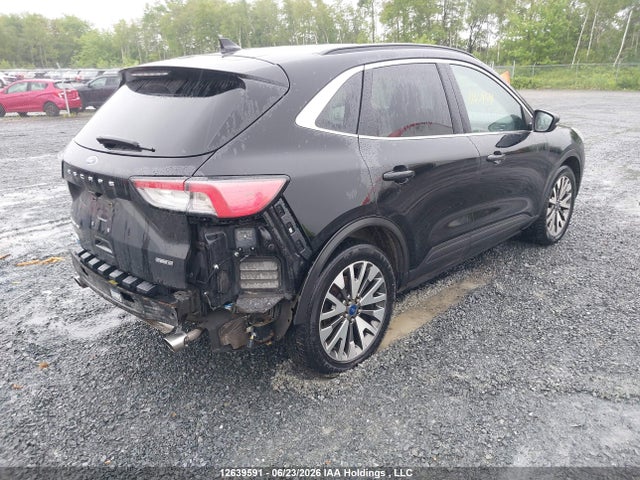 12639591 :رقم المزاد ، 1FMCU9DZ5LUA62971 vin ، 2020 Ford Escape Titanium Hybrid مزاد بيع