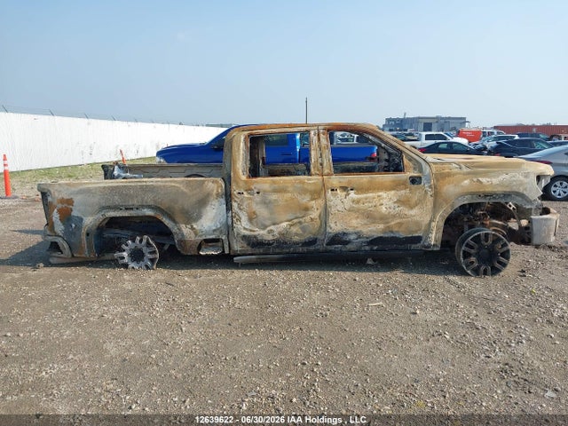 GMC Sierra K2500 At4 2023 1GT49PE74PF243792 Image 12