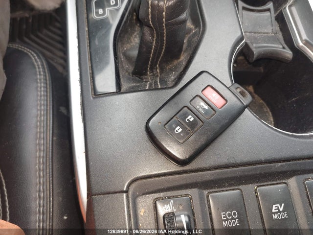 Продажа на аукционе авто 2017 Toyota Camry Hybrid Xle, vin: 4T1BD1FK7HU226385, номер лота: 12639691