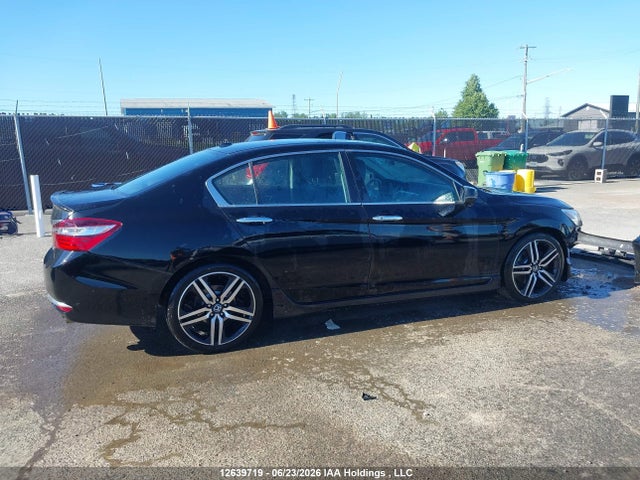 Honda Accord Touring 2017 1HGCR2F00HA808975 Image 13