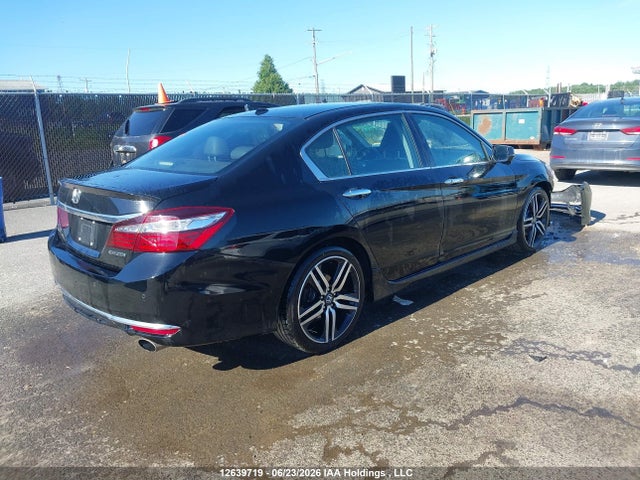 Honda Accord Touring 2017 1HGCR2F00HA808975 Image 4