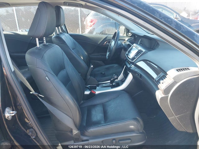 Honda Accord Touring 2017 1HGCR2F00HA808975 Image 5