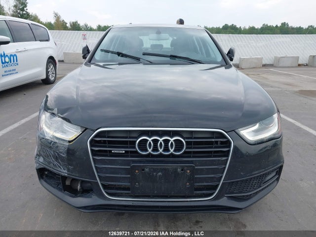 WAUBFCFL9GN009736 Audi A4 Komfort Plus