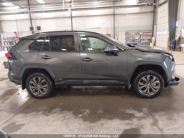 2T3RWRFV8PW161215 Toyota Rav4 Hybrid Xle