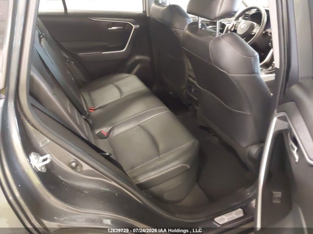 2T3RWRFV8PW161215 Toyota Rav4 Hybrid Xle