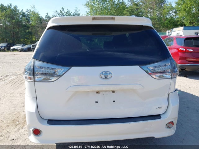12639734 :رقم المزاد ، 5TDXK3DC2CS270220 vin ، 2012 Toyota Sienna Sport مزاد بيع