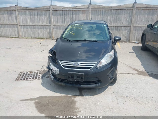 12639739 :رقم المزاد ، 3FADP4BJ1DM157393 vin ، 2013 Ford Fiesta Se مزاد بيع