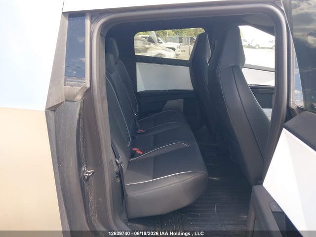 Tesla Cybertruck 2024 7G2CEHEE5RA035532 Image 8
