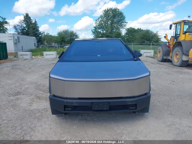 Tesla Cybertruck 2024 7G2CEHEE5RA035532 Image 9