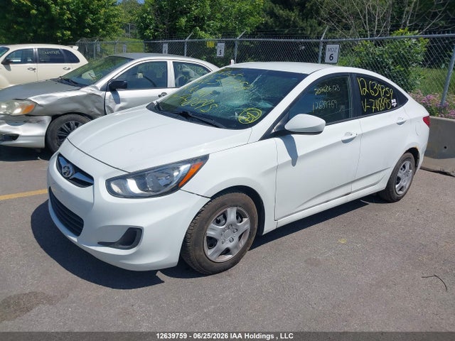 Hyundai ACCENT GL 2014 KMHCT4AE2EU748895 Image 2