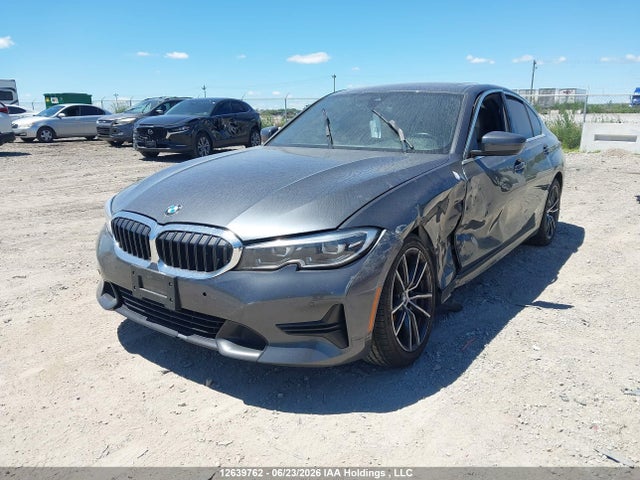 WBA5R7C55KFH04853 BMW 330XI