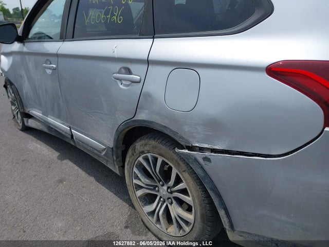 Продажа на аукционе авто 2017 Mitsubishi Outlander Es, vin: JA4AZ2A36HZ606726, номер лота: 12627882