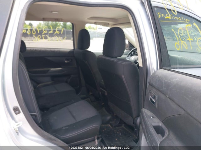 Продажа на аукционе авто 2017 Mitsubishi Outlander Es, vin: JA4AZ2A36HZ606726, номер лота: 12627882