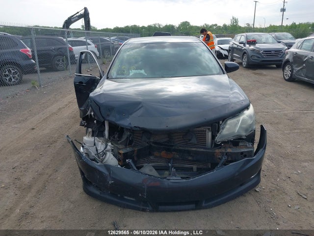 12629565 :رقم المزاد ، 4T1BF1FKXEU434878 vin ، 2014 Toyota Camry Se مزاد بيع