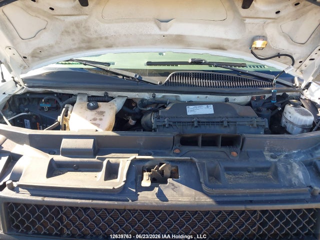 Chevrolet Express 2500 2019 1GCWGBFP5K1288696 Image 10