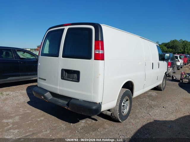 Chevrolet Express 2500 2019 1GCWGBFP5K1288696 Image 4