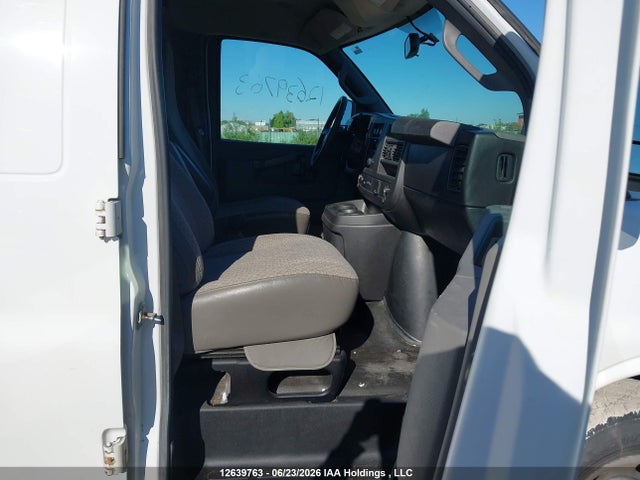 Chevrolet Express 2500 2019 1GCWGBFP5K1288696 Image 5