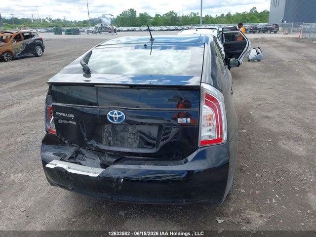 12633582 :رقم المزاد ، JTDKN3DU5F0402422 vin ، 2015 Toyota Prius مزاد بيع