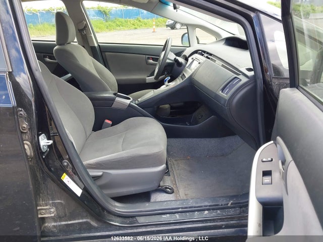 12633582 :رقم المزاد ، JTDKN3DU5F0402422 vin ، 2015 Toyota Prius مزاد بيع