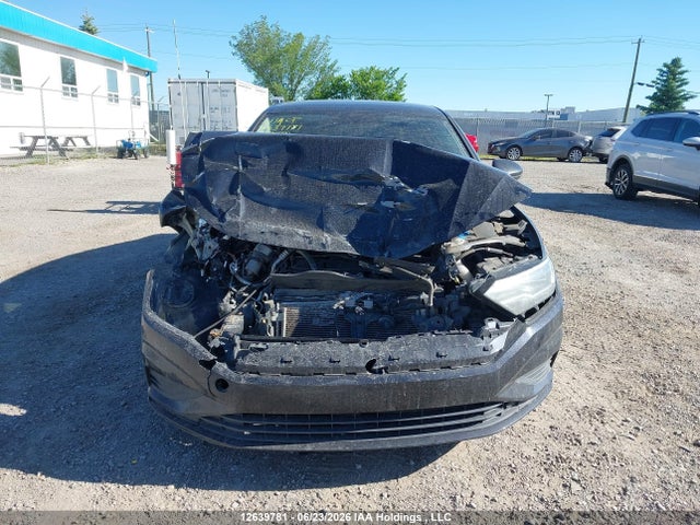3VWE57BU2KM211536 Volkswagen JETTA SEL