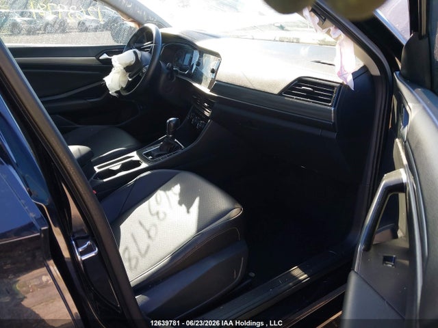 3VWE57BU2KM211536 Volkswagen JETTA SEL