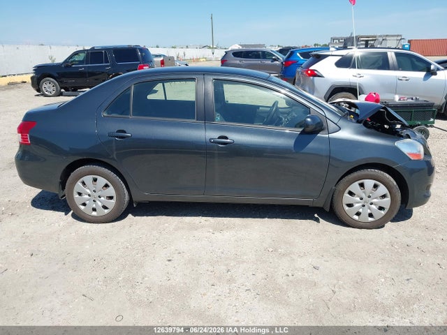 12639794 :رقم المزاد ، JTDBT9K32A1372463 vin ، 2010 Toyota Yaris مزاد بيع