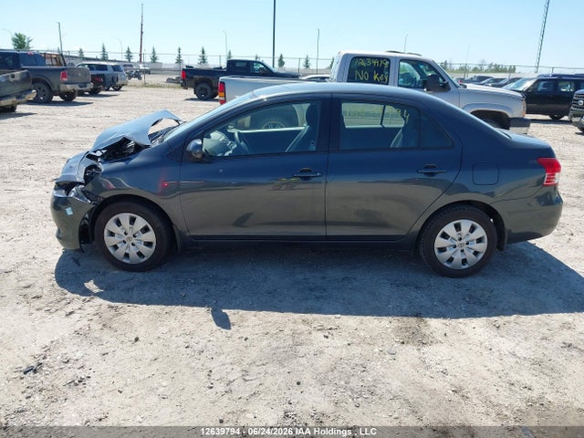 12639794 :رقم المزاد ، JTDBT9K32A1372463 vin ، 2010 Toyota Yaris مزاد بيع