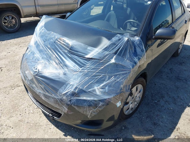 12639794 :رقم المزاد ، JTDBT9K32A1372463 vin ، 2010 Toyota Yaris مزاد بيع