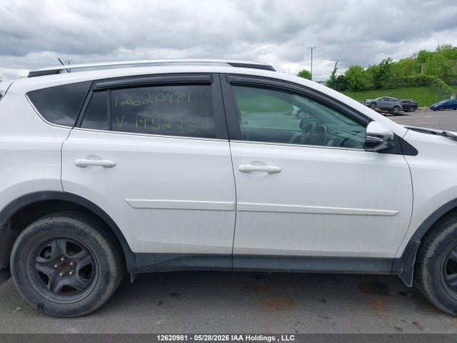 Продаж на аукціоні авто 2015 Toyota Rav4 Le, vin: 2T3ZFREV5FW195225, номер лоту: 12620981