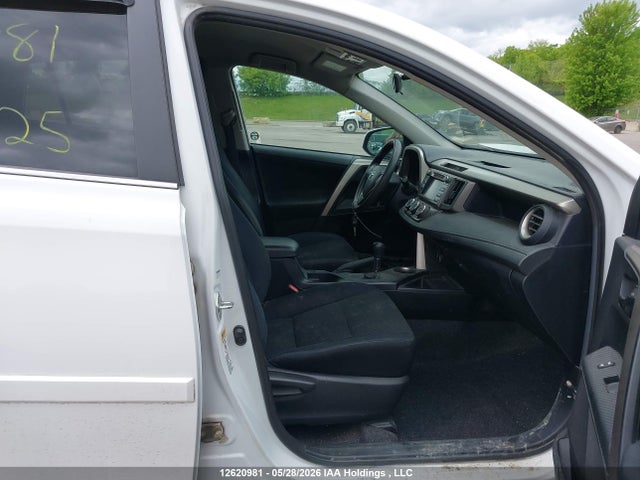 Продаж на аукціоні авто 2015 Toyota Rav4 Le, vin: 2T3ZFREV5FW195225, номер лоту: 12620981