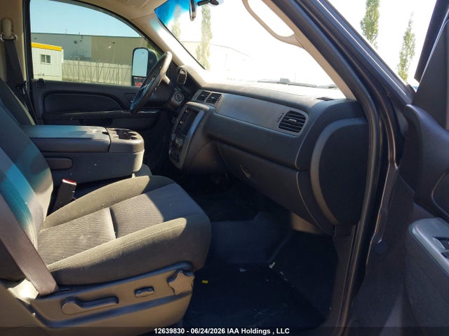 Aukcja sprzedaży 2011 Chevrolet Suburban K2500 Ls, vin: 1GNWKLEG9BR150173, numer aukcji: 12639830