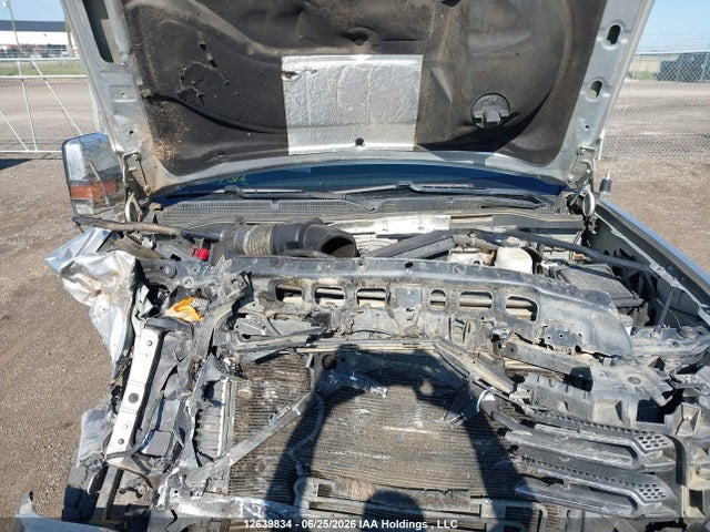 1GT12TEY5HF166442 GMC Sierra 2500hd Slt