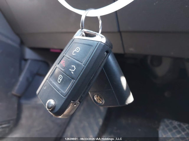 12639851 :رقم المزاد ، 3VV2B7AX5JM178669 vin ، 2018 Volkswagen Tiguan Se/sel مزاد بيع