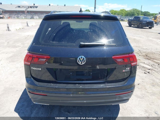 12639851 :رقم المزاد ، 3VV2B7AX5JM178669 vin ، 2018 Volkswagen Tiguan Se/sel مزاد بيع