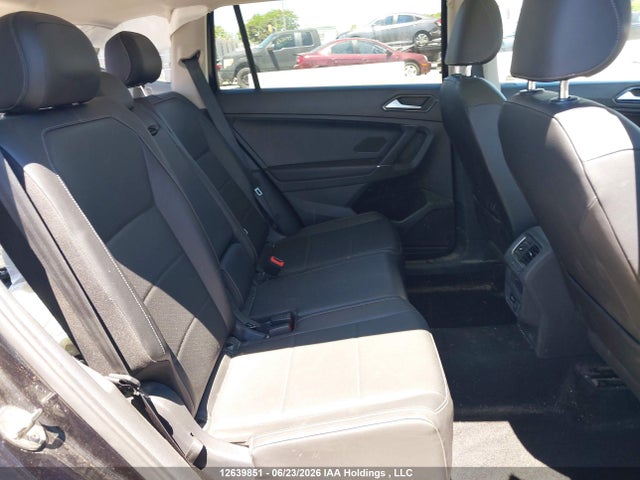 12639851 :رقم المزاد ، 3VV2B7AX5JM178669 vin ، 2018 Volkswagen Tiguan Se/sel مزاد بيع
