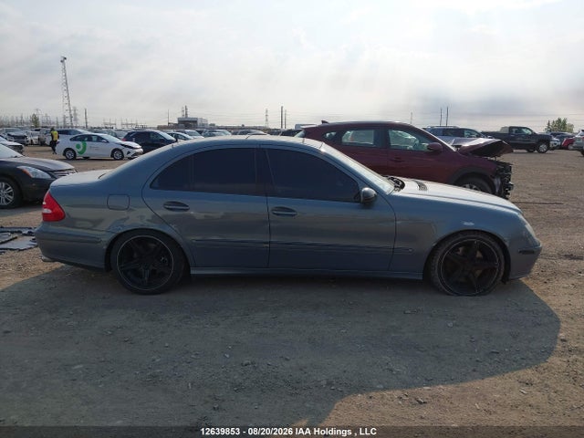 2004 Mercedes-benz E 500 4matic მანქანა იყიდება აუქციონზე, vin: WDBUF83JX4X116577, აუქციონის ნომერი: 12639853