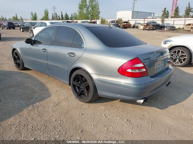 2004 Mercedes-benz E 500 4matic მანქანა იყიდება აუქციონზე, vin: WDBUF83JX4X116577, აუქციონის ნომერი: 12639853