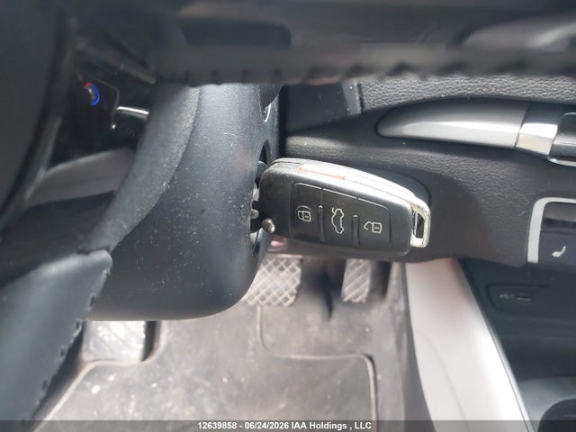 Продаж на аукціоні авто 2017 Audi A3 2.0t Komfort, vin: WAUB8GFF2H1062475, номер лоту: 12639858