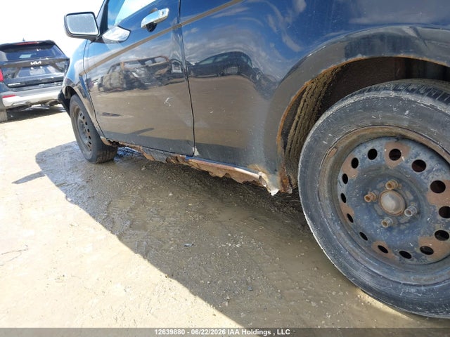 12639880 :رقم المزاد ، 1FAHP32N18W119571 vin ، 2008 Ford Focus S/se مزاد بيع