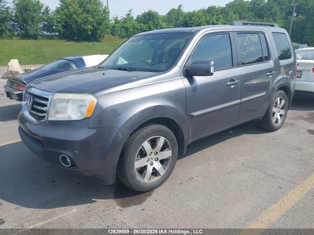 Honda Pilot Touring 2015 5FNYF4H92FB502711 Image 2