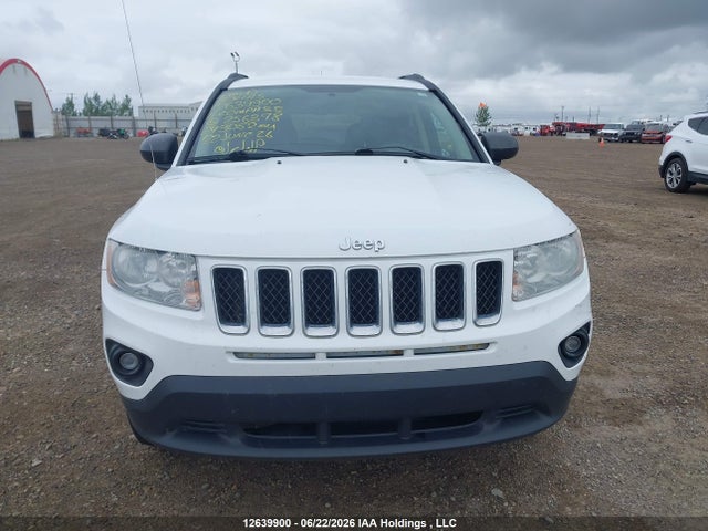 12639900 :رقم المزاد ، 1J4NF4FB8BD256378 vin ، 2011 Jeep Compass مزاد بيع