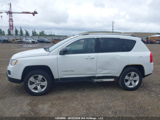 12639900 :رقم المزاد ، 1J4NF4FB8BD256378 vin ، 2011 Jeep Compass مزاد بيع