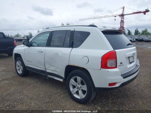 12639900 :رقم المزاد ، 1J4NF4FB8BD256378 vin ، 2011 Jeep Compass مزاد بيع
