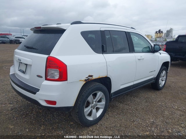 12639900 :رقم المزاد ، 1J4NF4FB8BD256378 vin ، 2011 Jeep Compass مزاد بيع