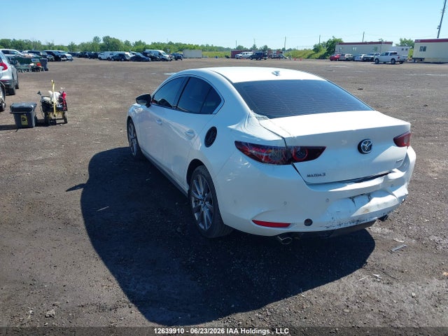 Mazda MAZDA3 2019 3MZBPADM0KM104850 Image 3