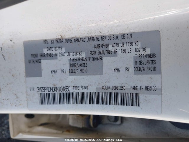 Mazda MAZDA3 2019 3MZBPADM0KM104850 Image 9