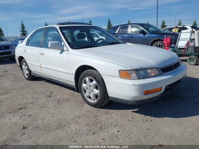 1995 Honda Accord Ex-r მანქანა იყიდება აუქციონზე, vin: 1HGCE6650SA801837, აუქციონის ნომერი: 12639915
