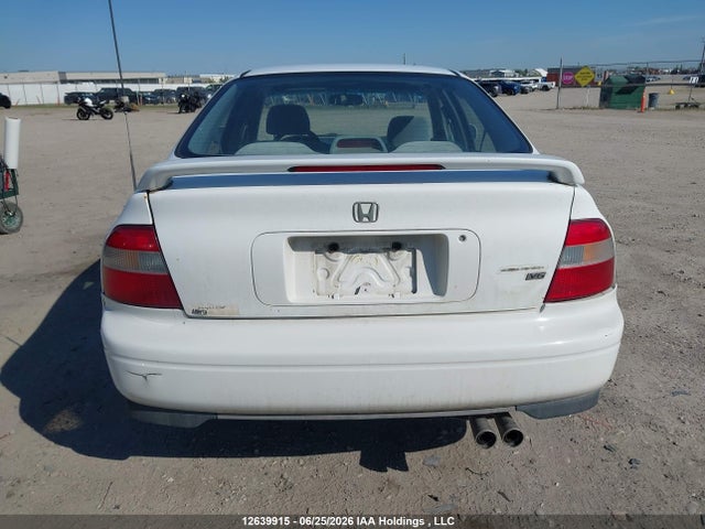 1995 Honda Accord Ex-r მანქანა იყიდება აუქციონზე, vin: 1HGCE6650SA801837, აუქციონის ნომერი: 12639915
