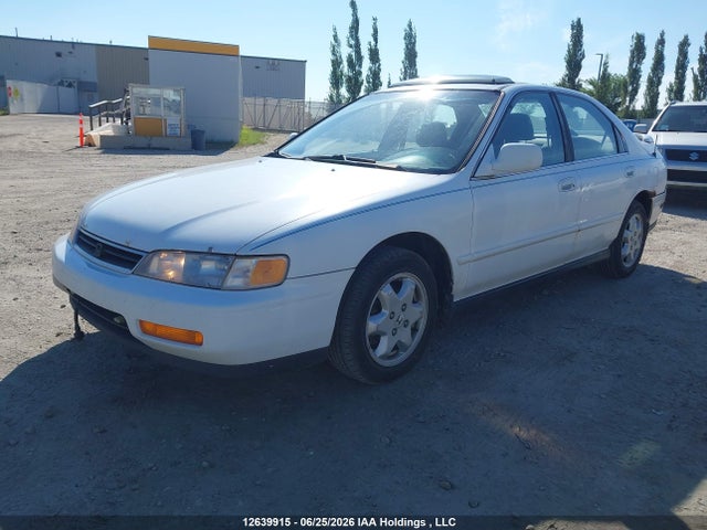1995 Honda Accord Ex-r მანქანა იყიდება აუქციონზე, vin: 1HGCE6650SA801837, აუქციონის ნომერი: 12639915