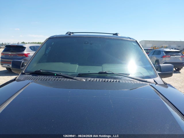 5LMJJ2J54EEL03356 Lincoln Navigator